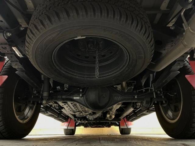 Toyota HILUX 2021-03 15065-18