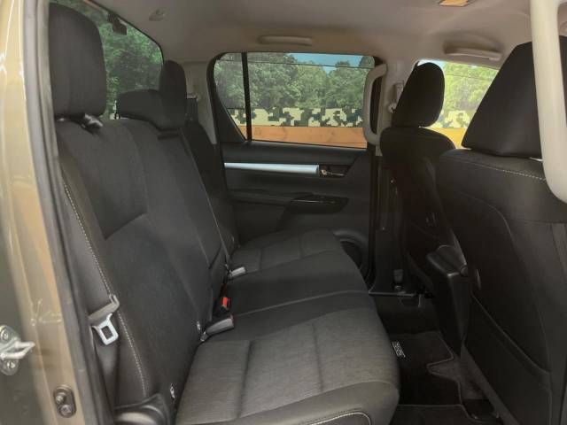 Toyota HILUX 2021-03 15065-9
