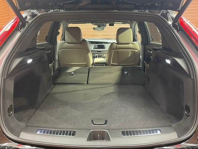 Cadillac XT4 2022-07 18184-19
