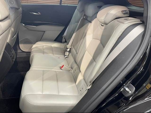 Cadillac XT4 2022-07 18184-8