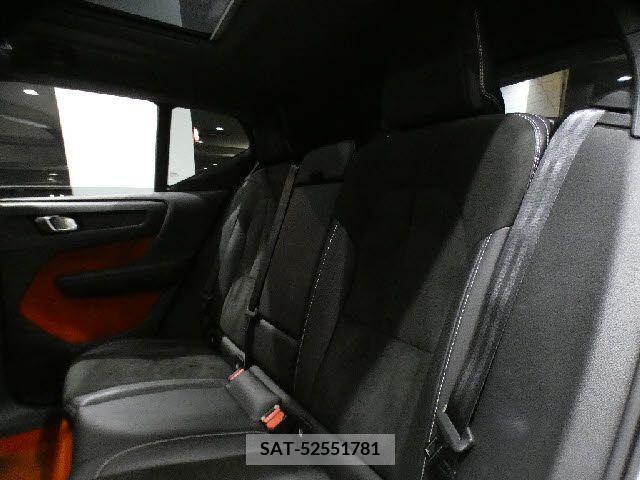Volvo XC40 2018-05 291042-3