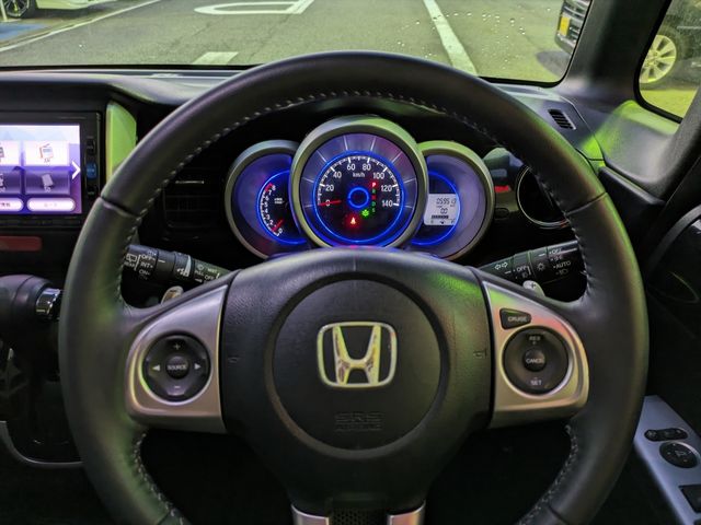 Honda N BOX CUSTOM 2016-12 182876-9