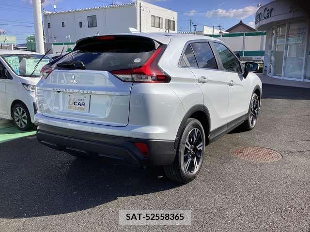Mitsubishi ECLIPSE CROSS 2022-10 208645-1