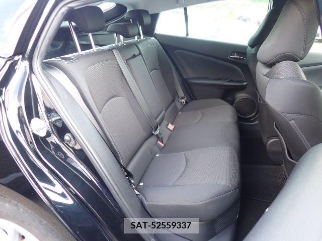 Toyota PRIUS 2019-04 330070-15