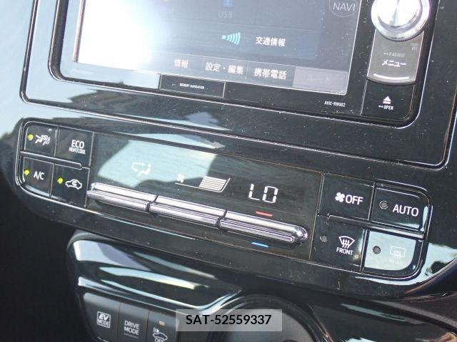 Toyota PRIUS 2019-04 330070-13