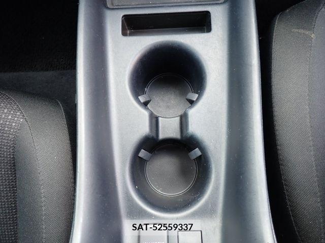 Toyota PRIUS 2019-04 330070-24