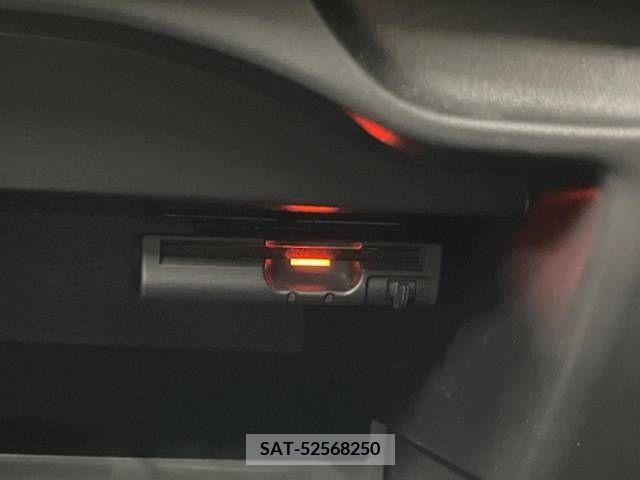 Nissan NOTE 2019-06 210059-6