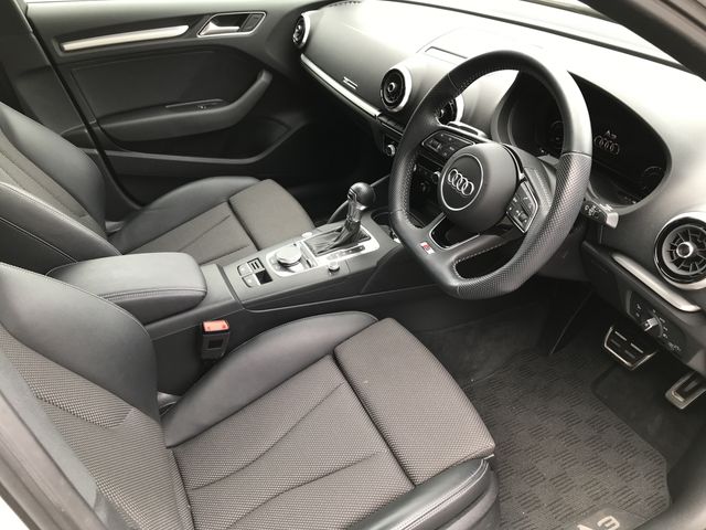 Audi A3 2020-06 18101-9