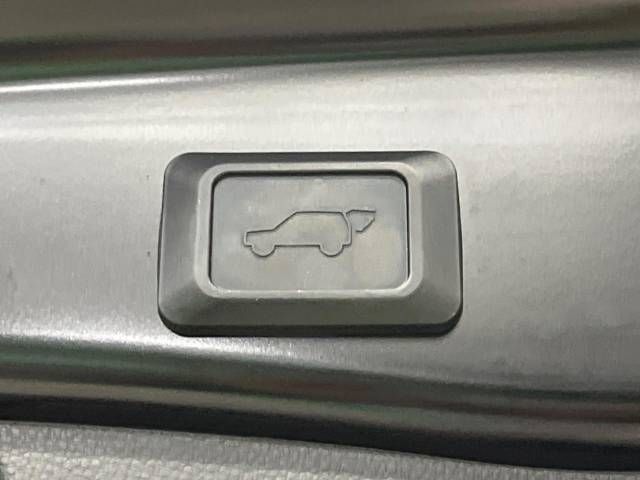 Toyota RAV4 2021-02 193559-5