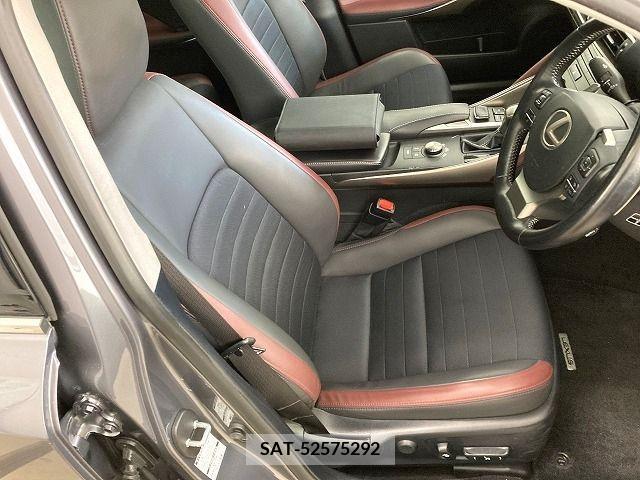 Lexus IS 2018-02 234709-9