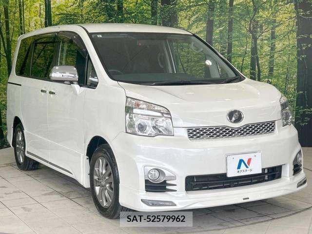 Toyota VOXY 2013-03 345612-17