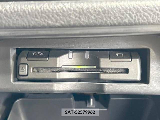 Toyota VOXY 2013-03 345612-6