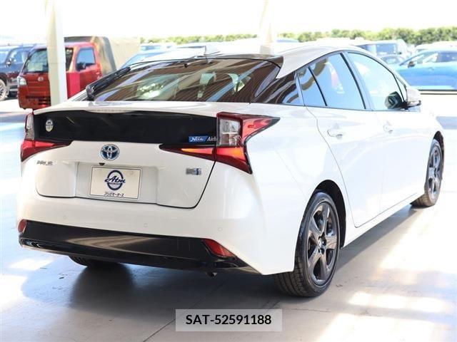 Toyota PRIUS 2022-07 354915-3