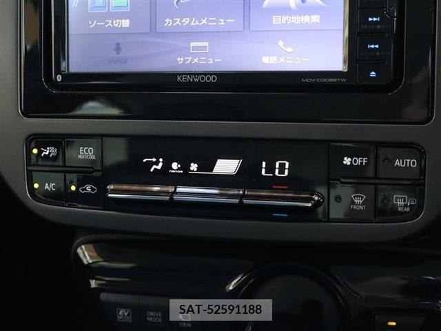 Toyota PRIUS 2022-07 354915-13