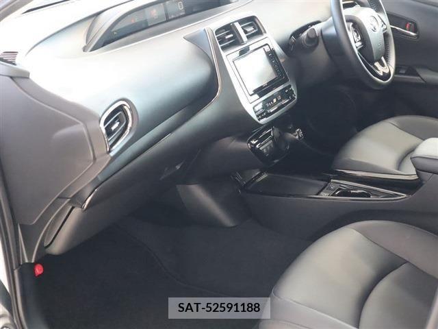 Toyota PRIUS 2022-07 354915-29
