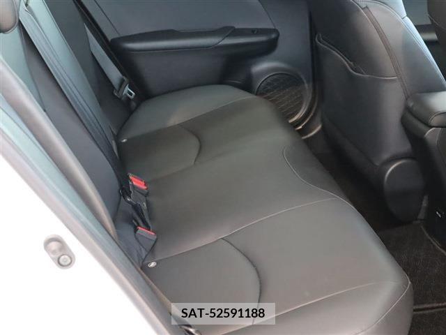 Toyota PRIUS 2022-07 354915-28