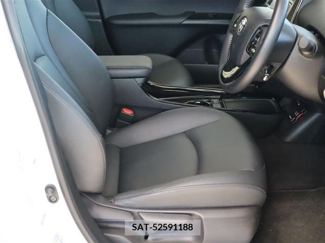 Toyota PRIUS 2022-07 354915-26