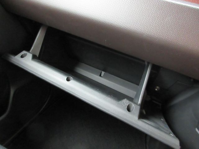 Toyota ROOMY 2018-09 19331-26