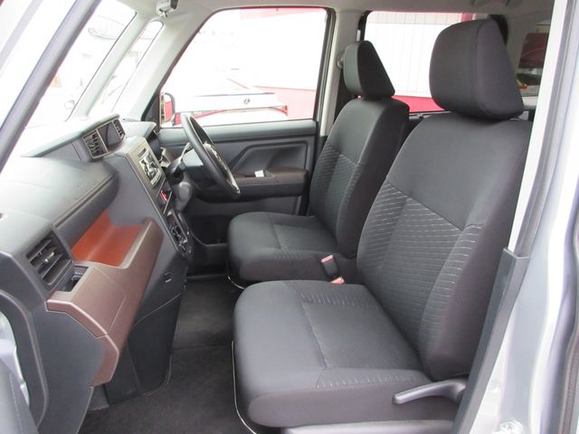 Toyota ROOMY 2018-09 19331-10
