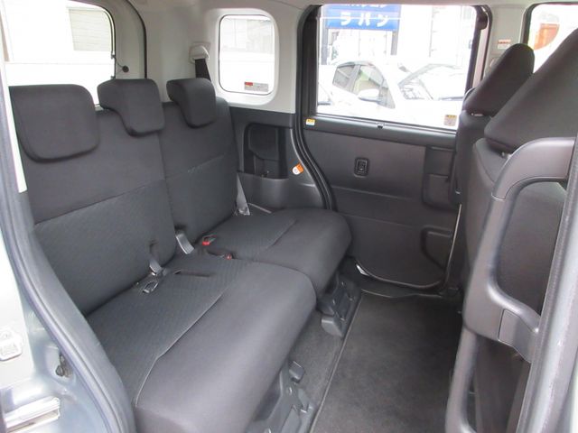 Toyota ROOMY 2018-09 19331-11