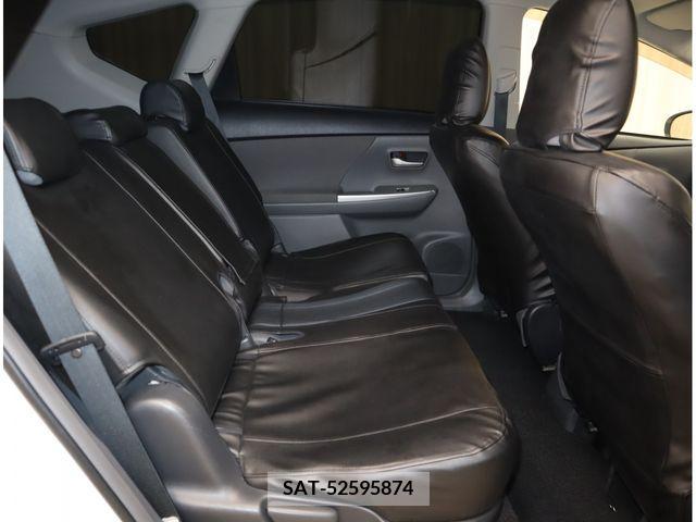 Toyota PRIUS ALPHA 2011-12 383946-18