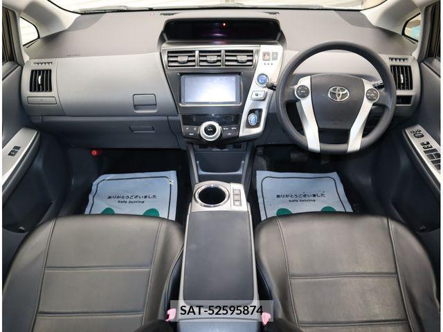 Toyota PRIUS ALPHA 2011-12 383946-13