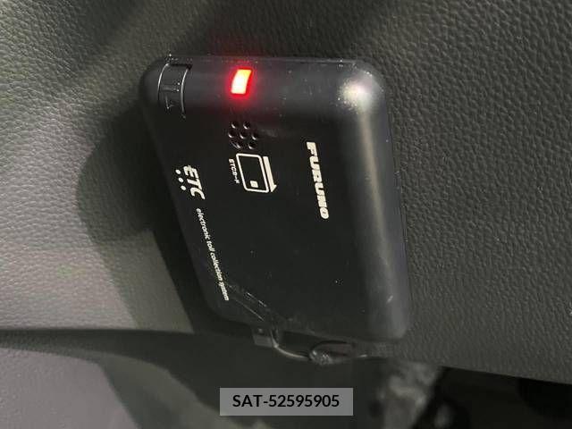 Honda STEP WGN 2022-07 324720-8
