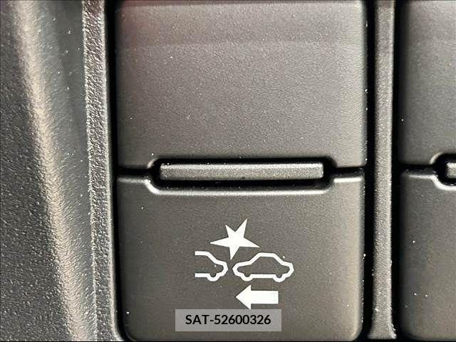 Toyota VOXY 2019-03 289905-5