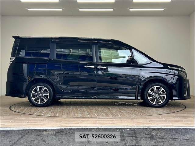 Toyota VOXY 2019-03 289905-14