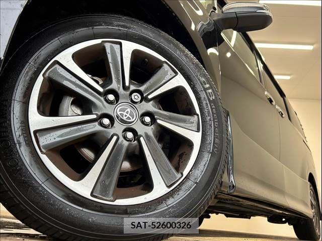 Toyota VOXY 2019-03 289905-18