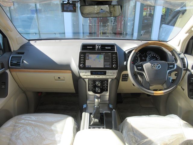 Toyota PRADO 2023-08 193858-1