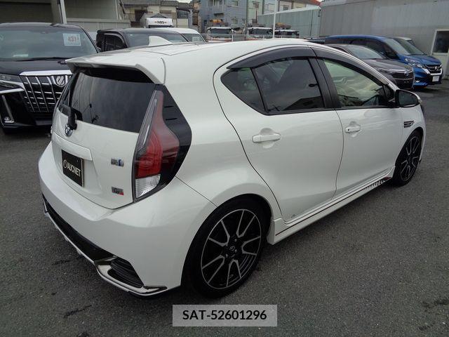 Toyota AQUA 2015-07 215662-2