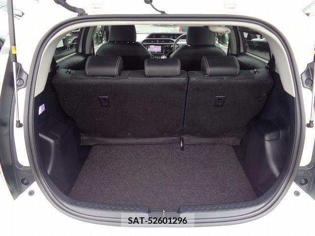 Toyota AQUA 2015-07 215662-7