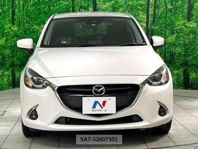 Mazda DEMIO 2019-08 380074-14