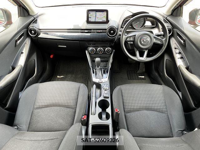 Mazda DEMIO 2017-09 359412-1