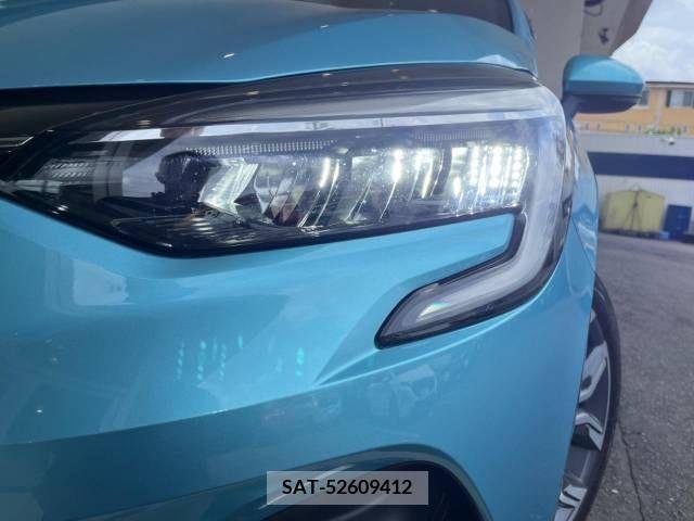Renault LUTECIA 2021-06 284062-12