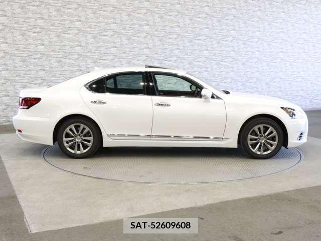 Lexus LS 2013-05 275491-11