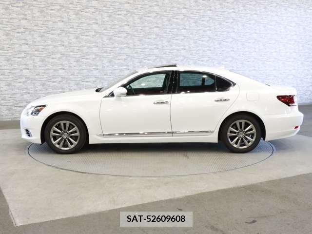 Lexus LS 2013-05 275491-10