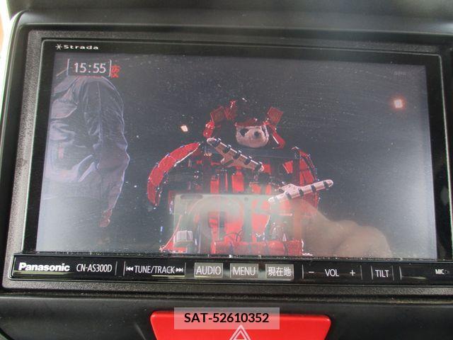 Honda N BOX CUSTOM 2016-06 208459-14