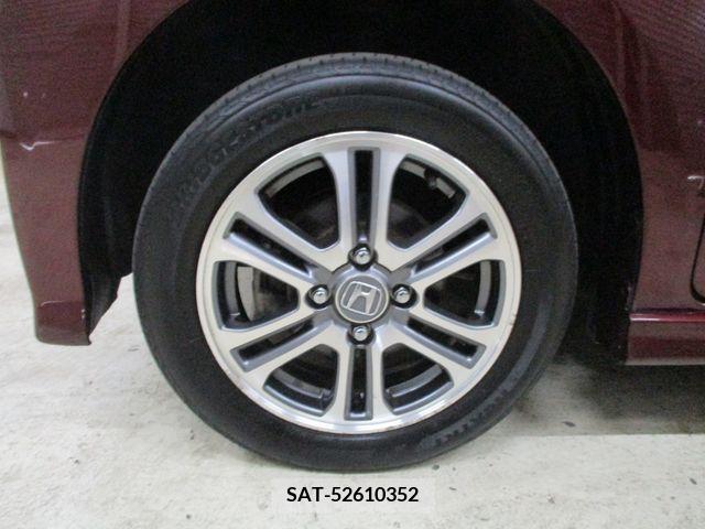 Honda N BOX CUSTOM 2016-06 208459-28