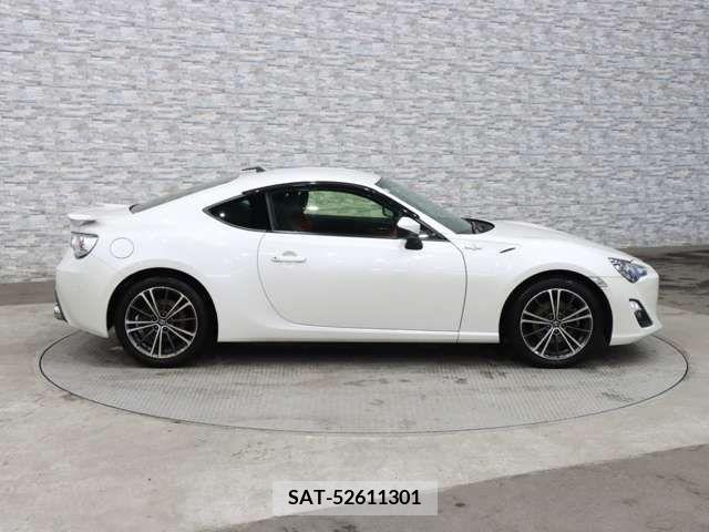 Toyota 86 2012-10 233260-11