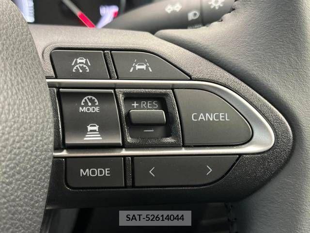 Toyota VOXY 2023-10 313590-4