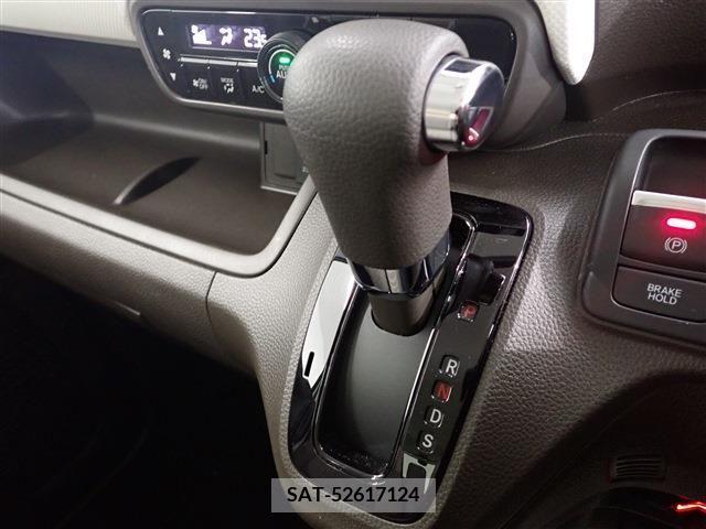 Honda N BOX 2022-07 335076-12
