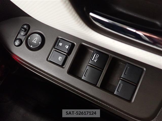 Honda N BOX 2022-07 335076-21
