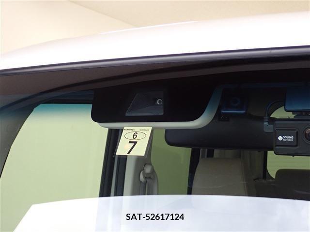 Honda N BOX 2022-07 335076-6