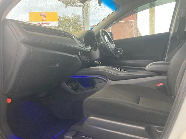 Honda VEZEL 2015-03 189972-11
