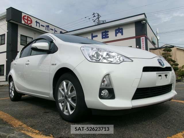 Toyota AQUA 2012-06 395661-2