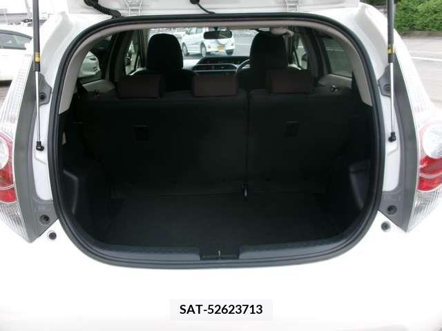 Toyota AQUA 2012-06 395661-13