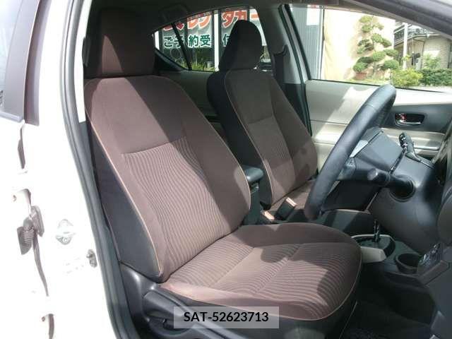 Toyota AQUA 2012-06 395661-10