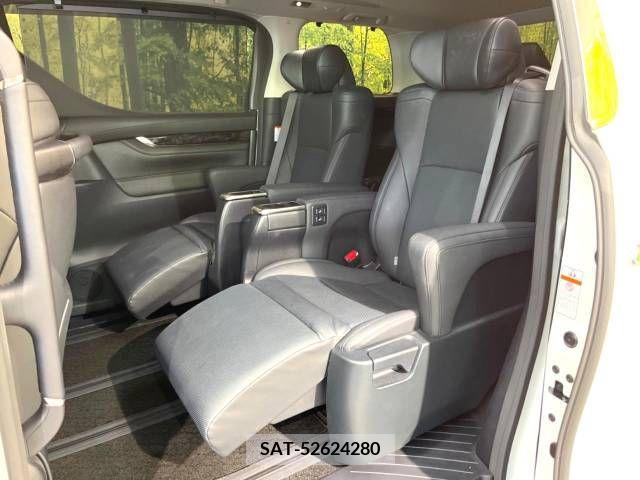 Toyota ALPHARD 2022-04 389026-9